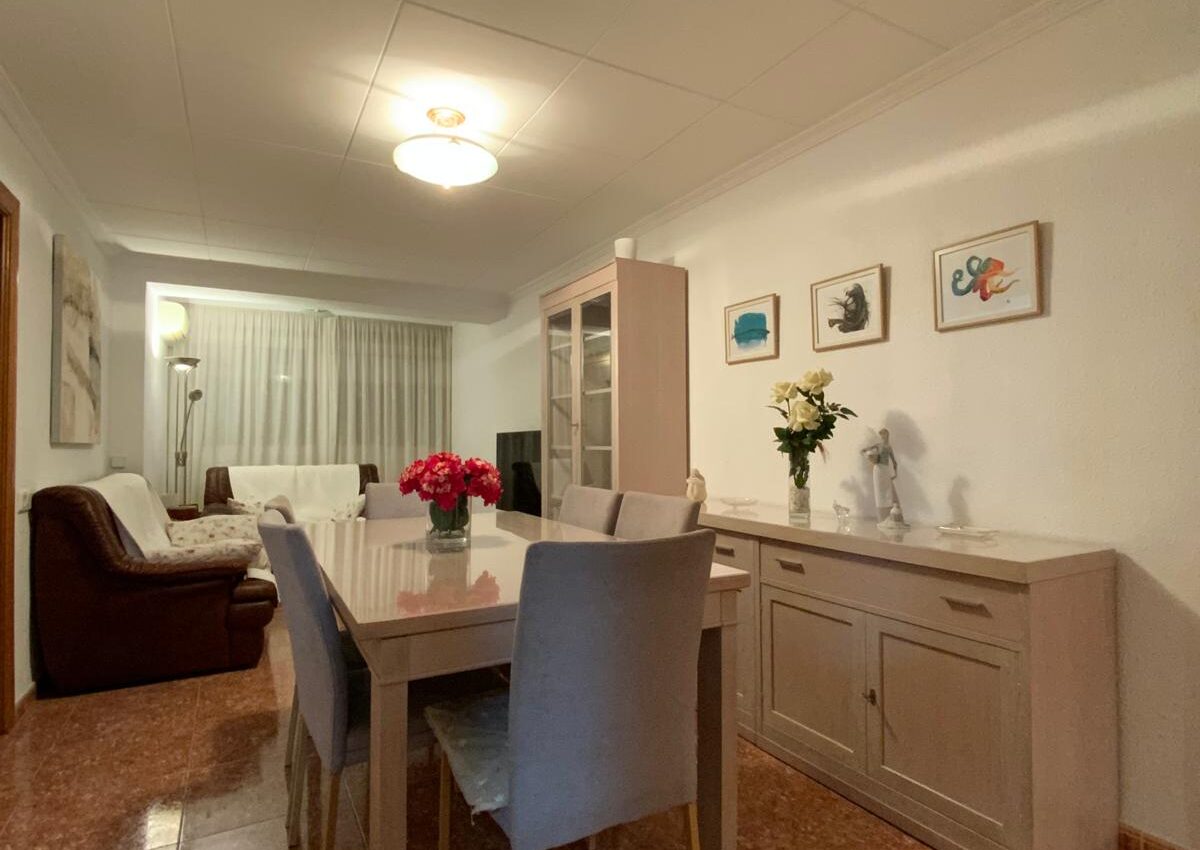 Piso Alquiler C/M Zona jardín Ayora TEMPORADA ESTUDIANTES