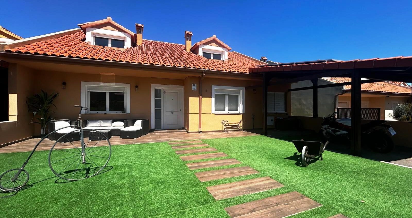 Chalet Adosado Alquiler C/M En Bétera